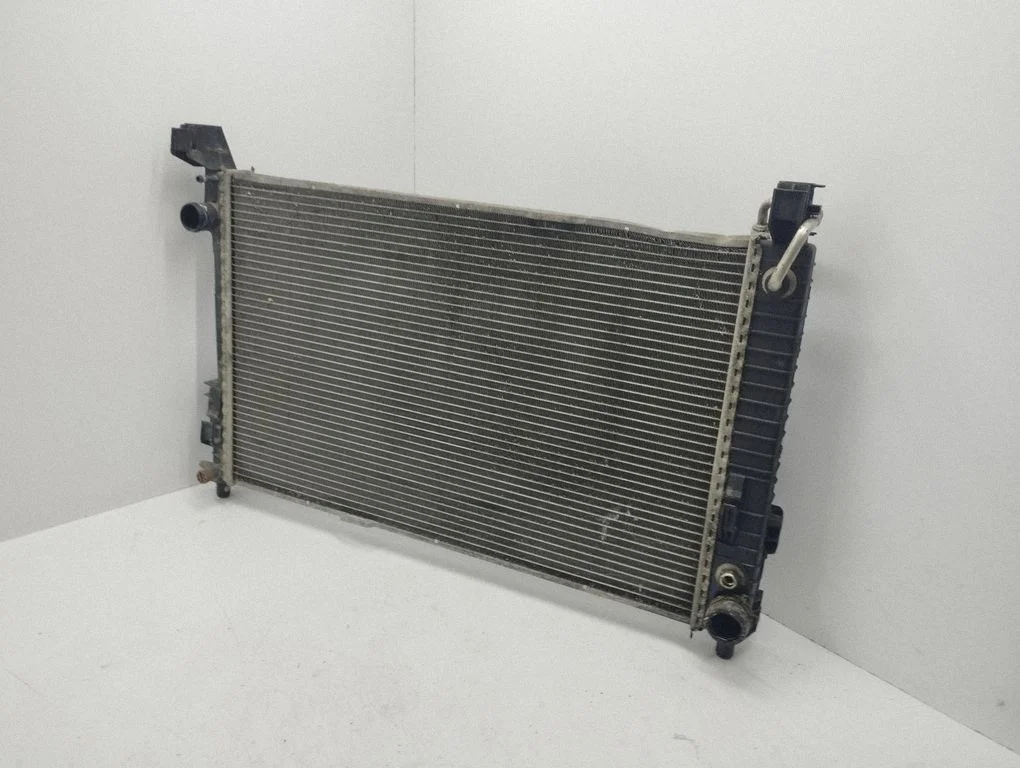 Dzesēšanas šķidruma radiators A1695000403