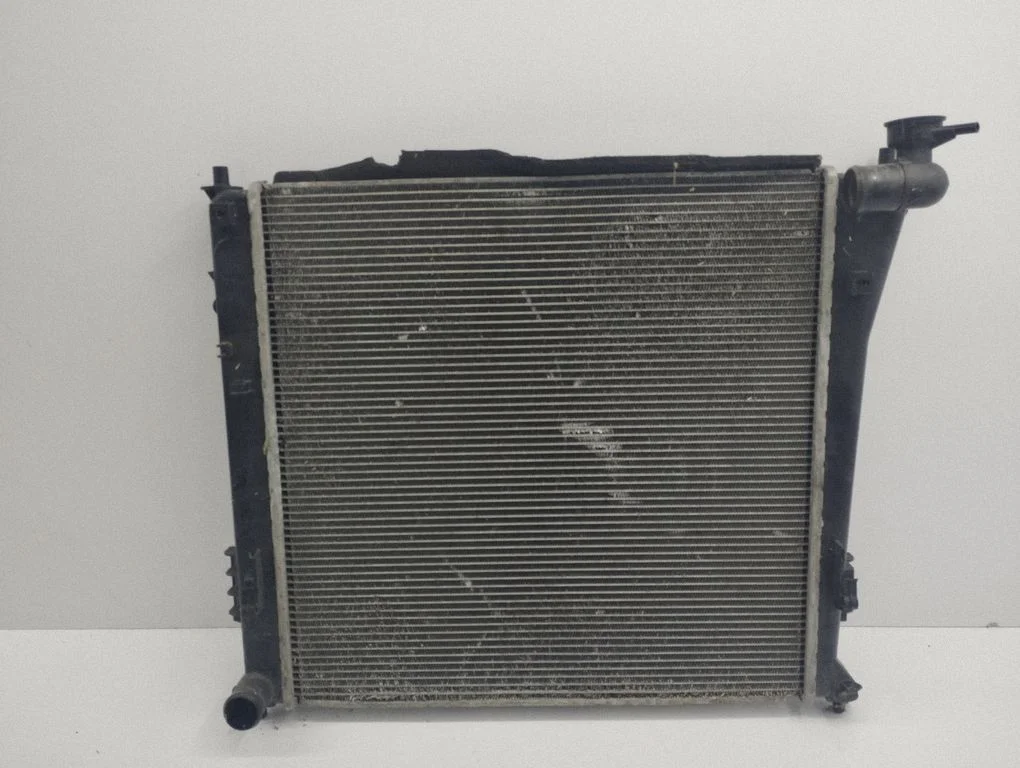 Jahutusvedeliku radiaator – Honda CR-V (2002-2006)