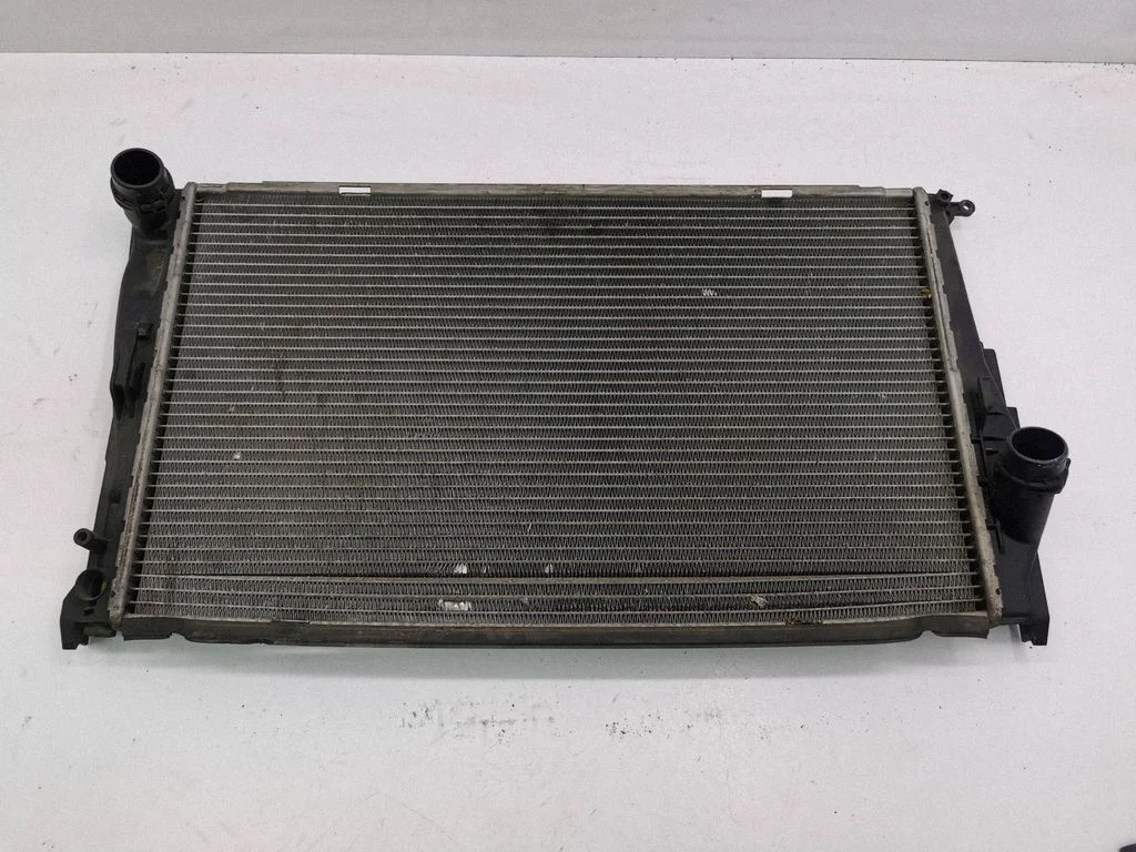 Jahutusvedeliku radiaator 780153703
