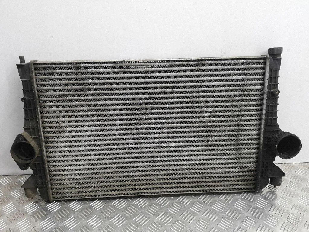 Coolant radiator