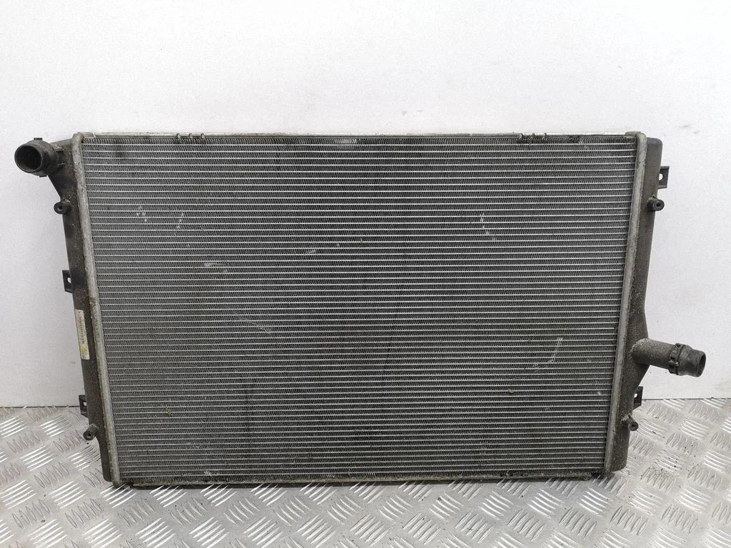 Coolant radiator 3C0121253BB