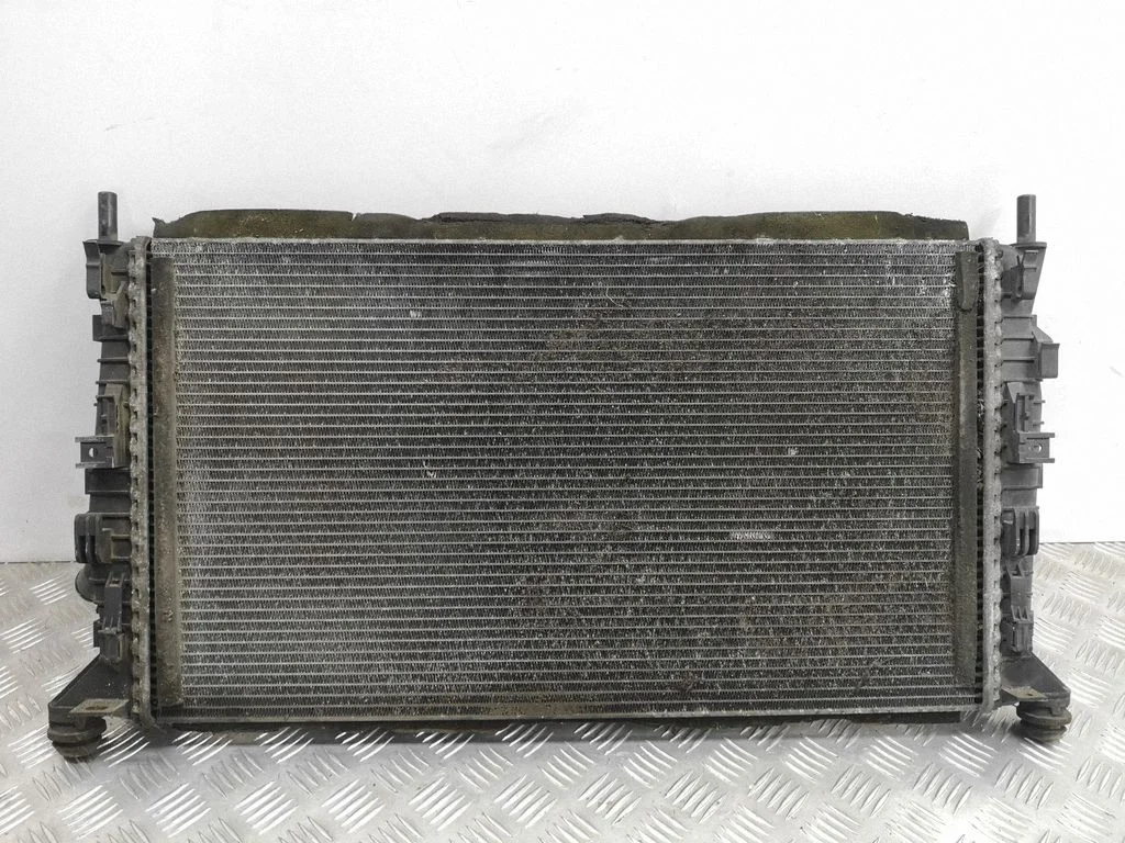 Coolant radiator