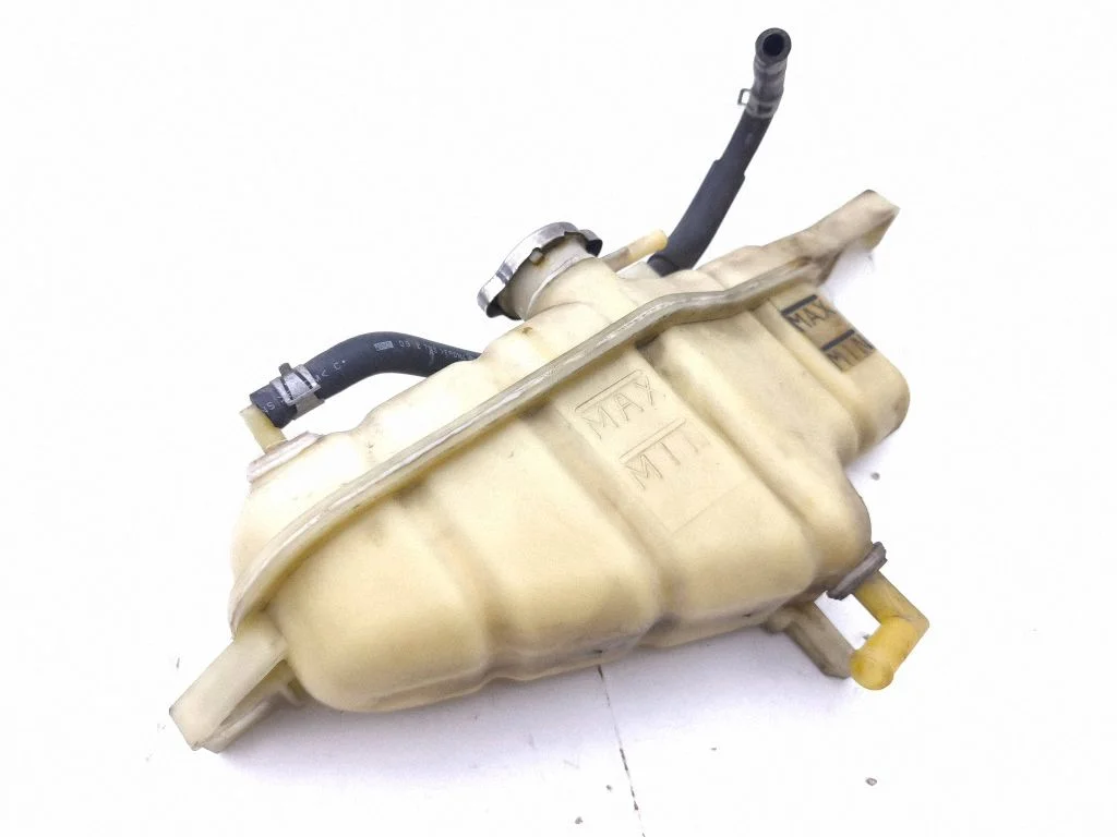 Coolant expansion tank/reservoir