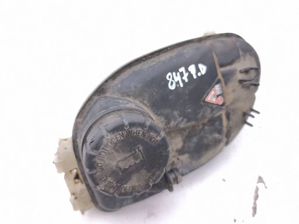 Coolant expansion tank/reservoir A0005840807