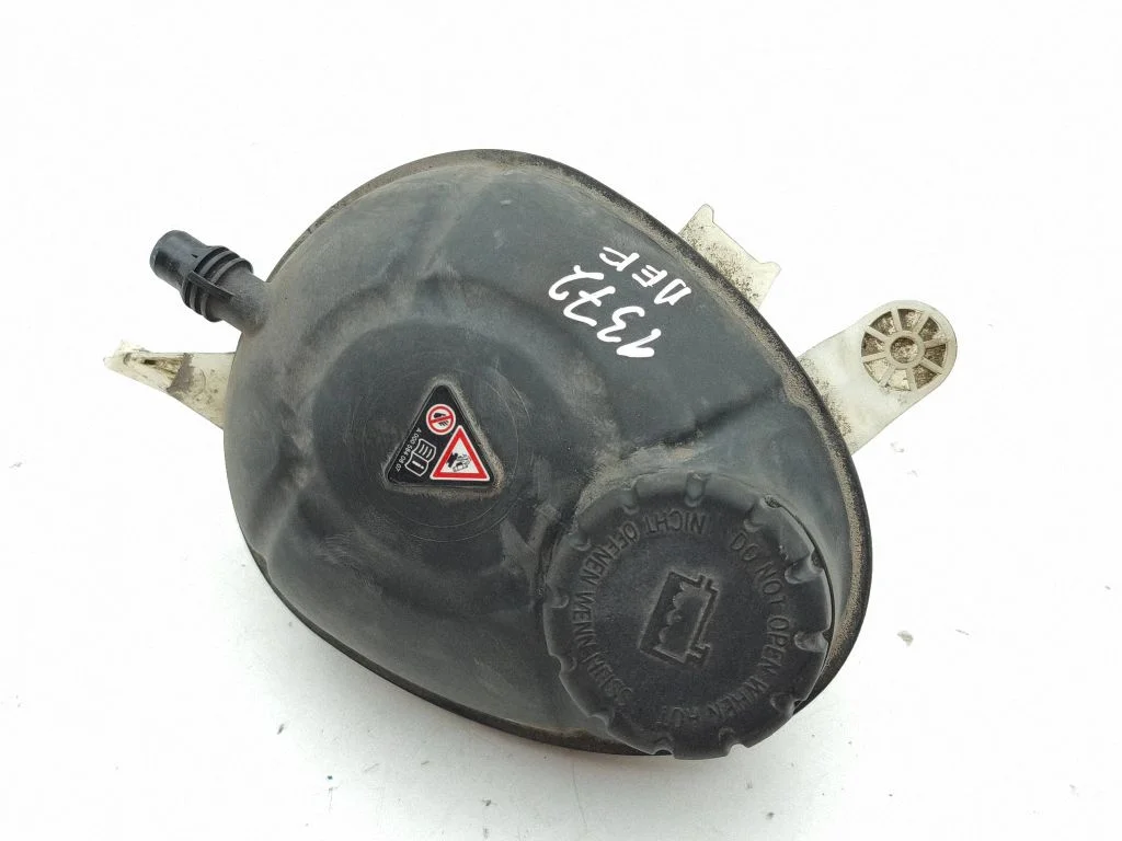 Jahutusvedeliku paisupaak A0005840807