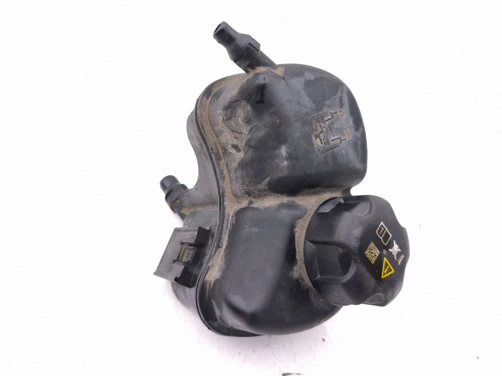 Coolant expansion tank/reservoir 8610653