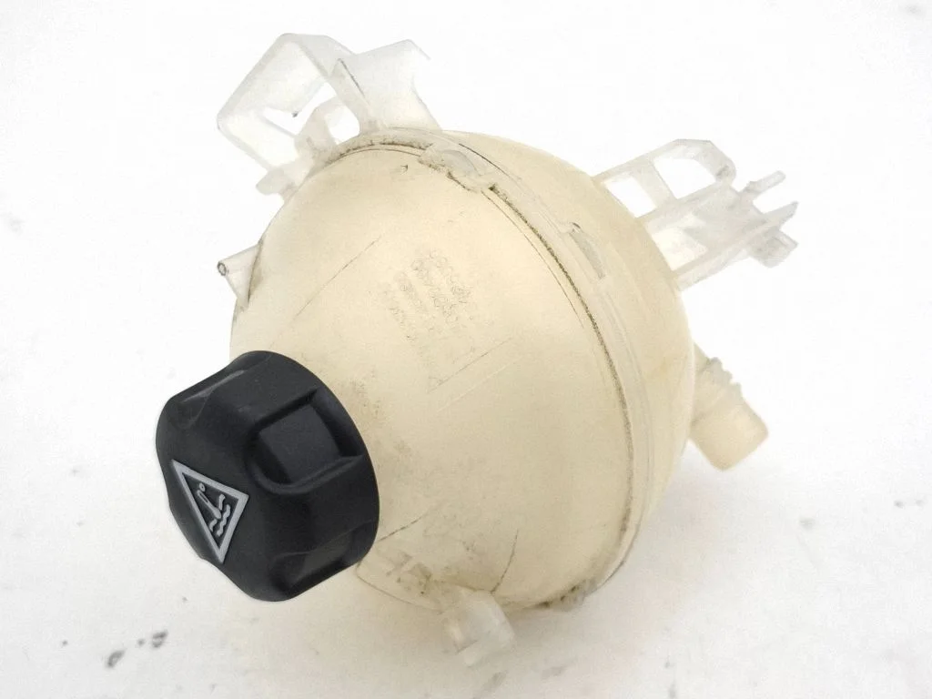 Coolant expansion tank/reservoir 9850536480