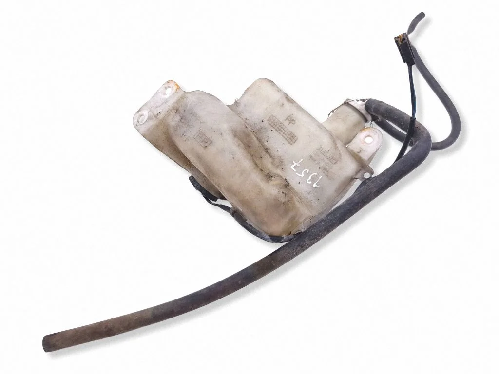 Coolant expansion tank/reservoir 823021079