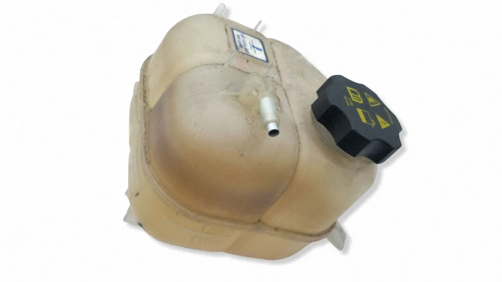 Coolant expansion tank/reservoir 68102155AC