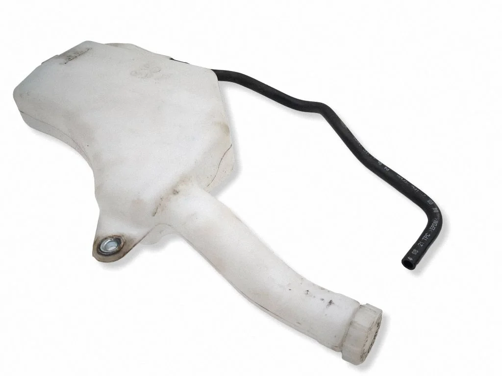 Coolant expansion tank/reservoir