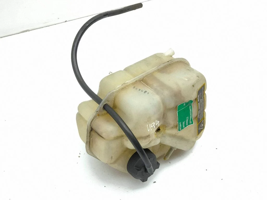 Coolant expansion tank/reservoir