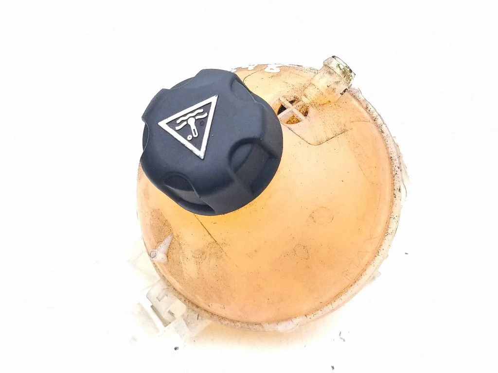 Coolant expansion tank/reservoir 9678514680