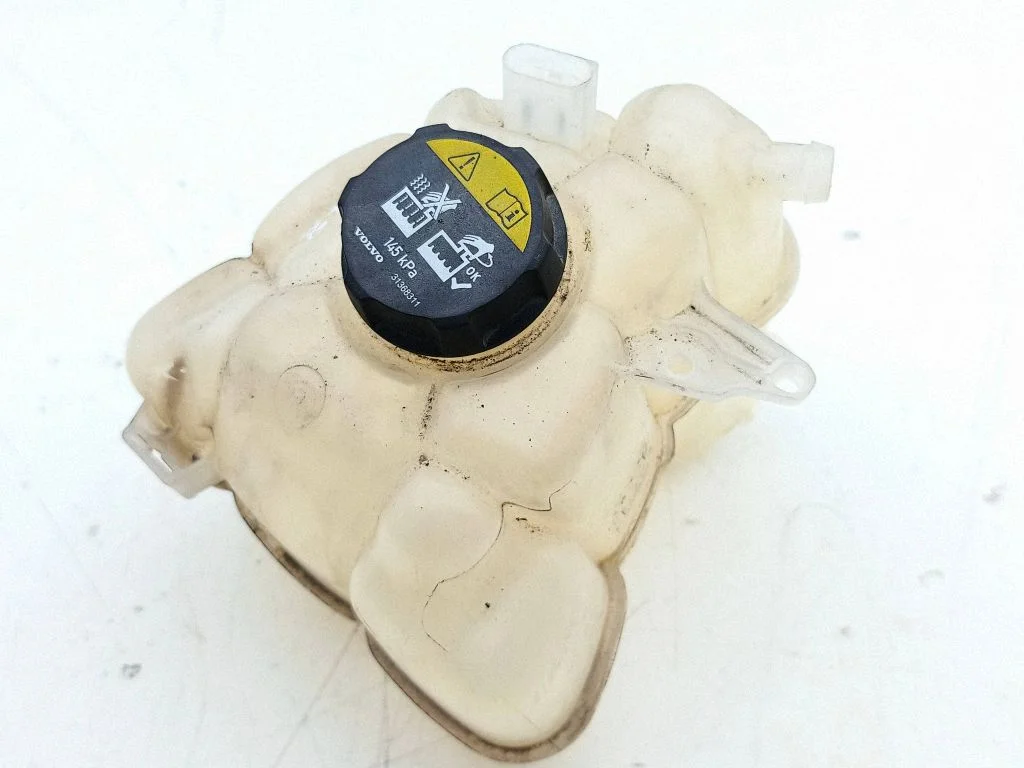 Coolant expansion tank/reservoir – Volvo S90, V90 (2016-)
