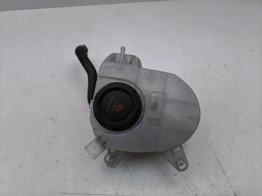 Coolant expansion tank/reservoir 5WA121407F