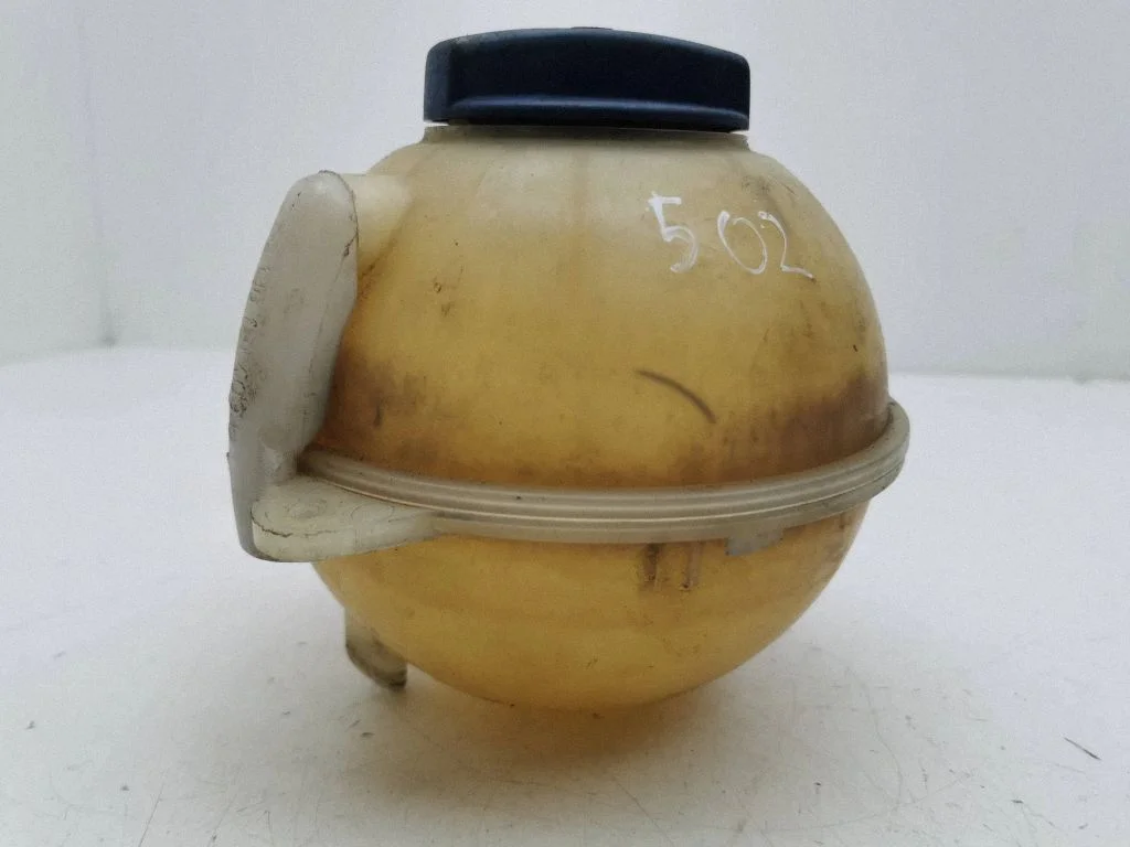 Coolant expansion tank/reservoir – Volkswagen Golf IV (1998-2005)