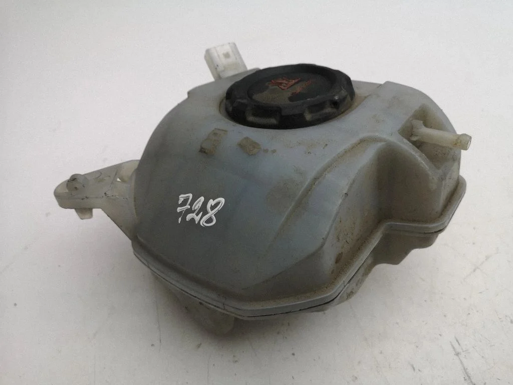 Coolant expansion tank/reservoir – Audi A1 (2018-)
