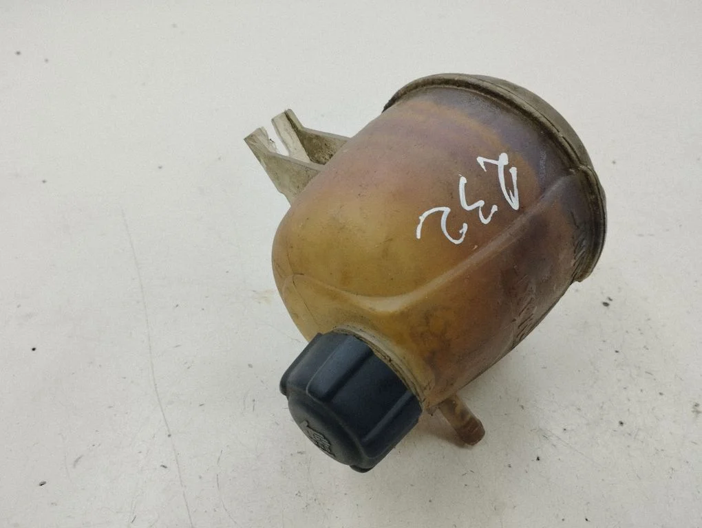 Coolant expansion tank/reservoir 99079100J