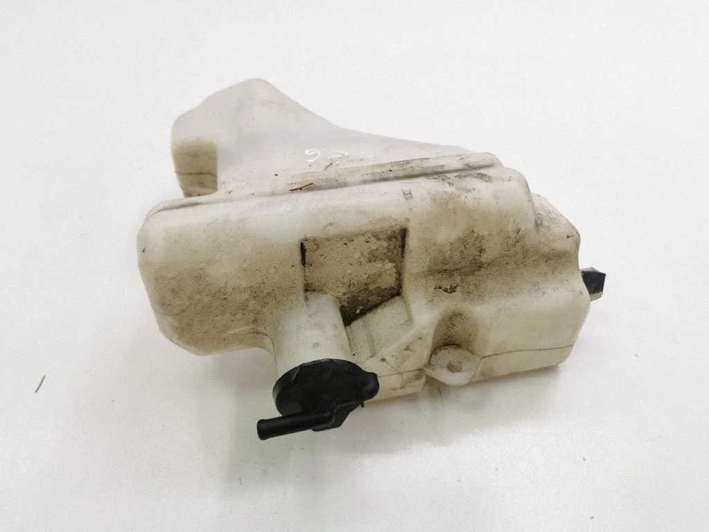 Coolant expansion tank/reservoir