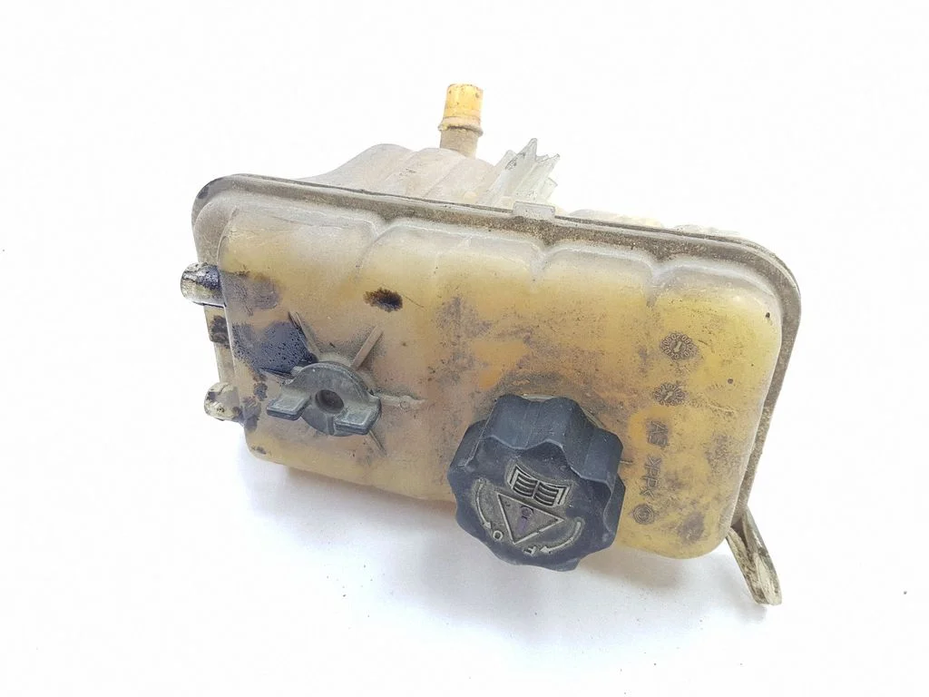 Coolant expansion tank/reservoir