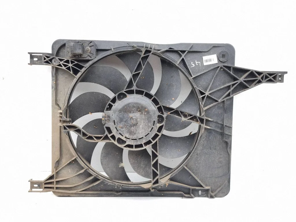 Electric radiator cooling fan
