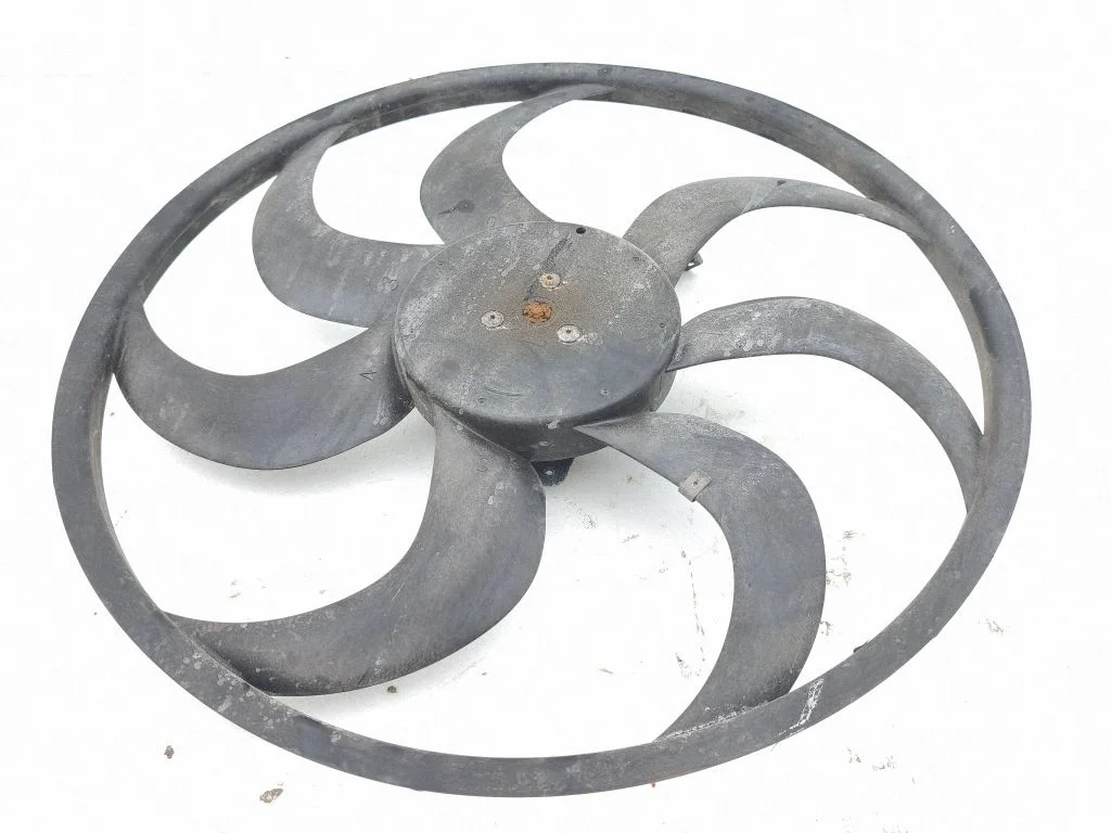 Electric radiator cooling fan