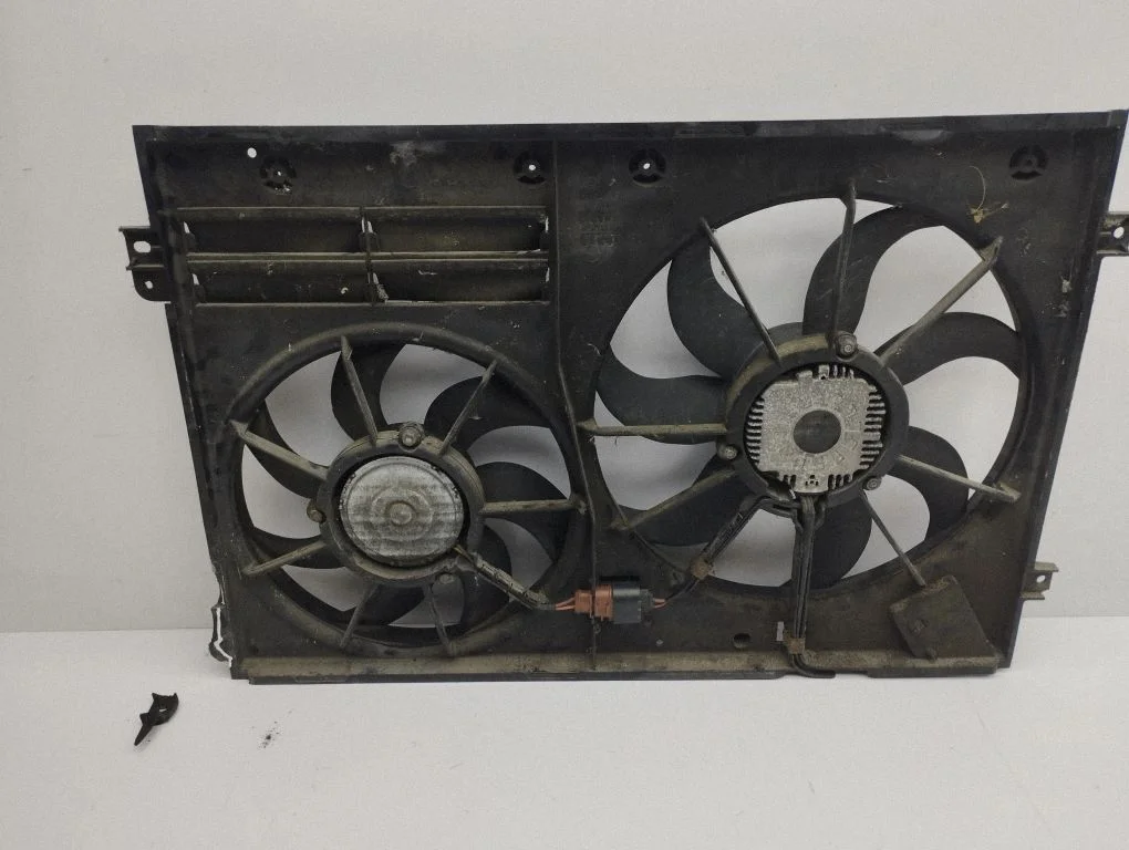 Elektriskais radiatora ventilators 1K0121205A