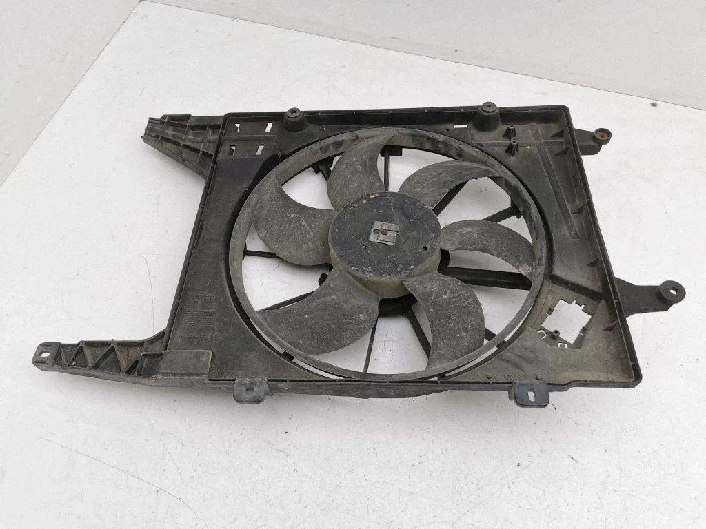 Electric radiator cooling fan
