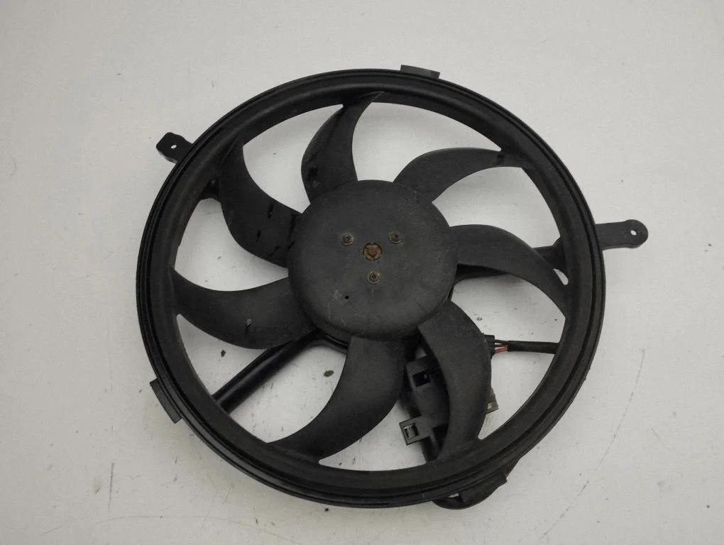Electric radiator cooling fan 17427535