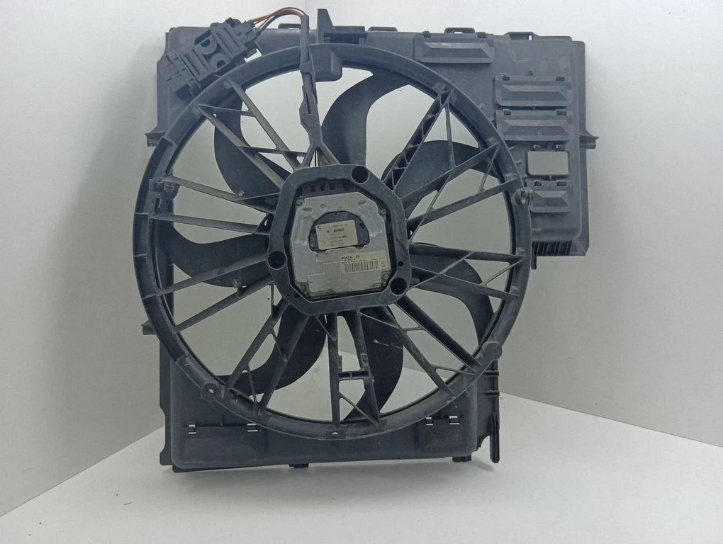 Elektriskais radiatora ventilators 6925724