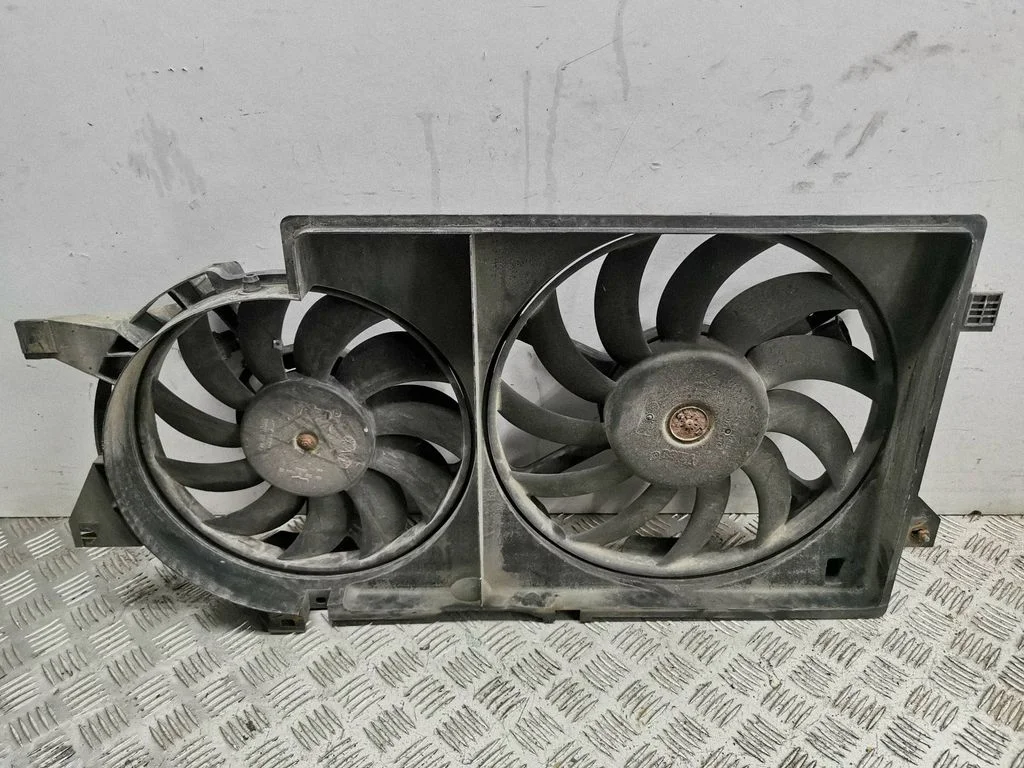 Electric radiator cooling fan 05005417AD