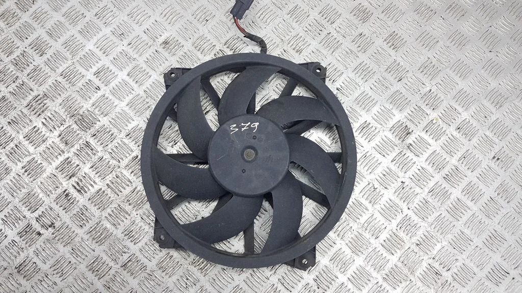 Electric radiator cooling fan 9673009880