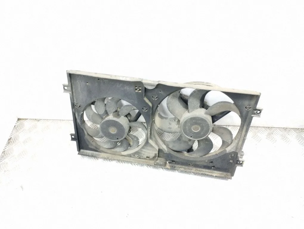 Electric radiator cooling fan