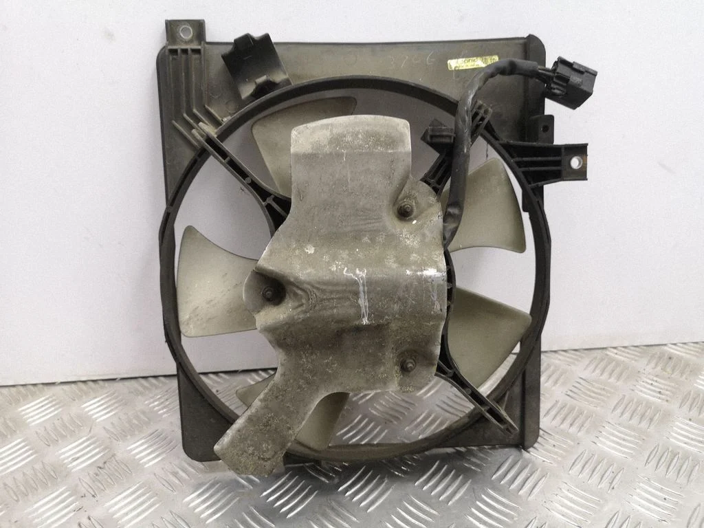 Electric radiator cooling fan