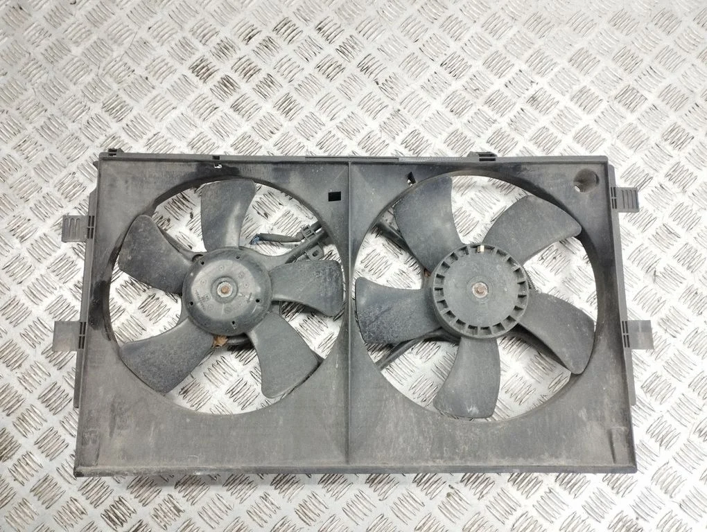Electric radiator cooling fan