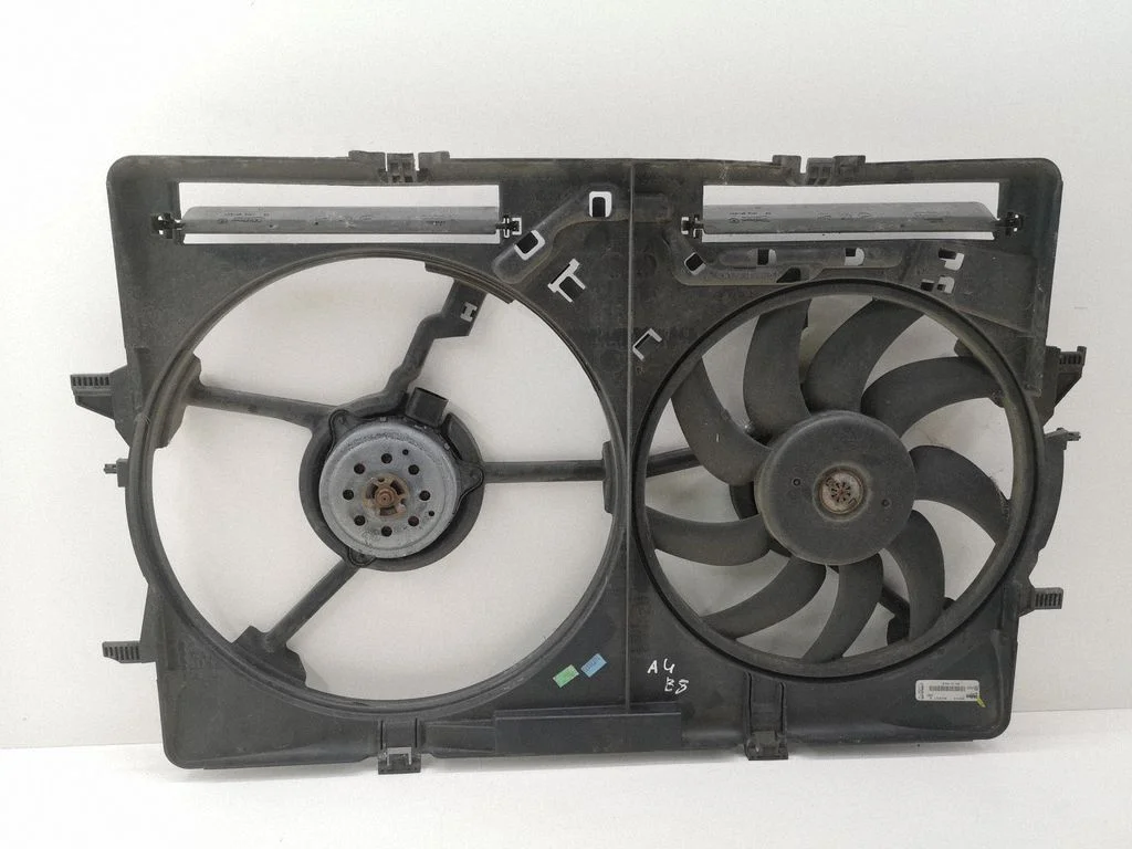 Elektriline radiaatori jahutusventilaator 8K0121003M
