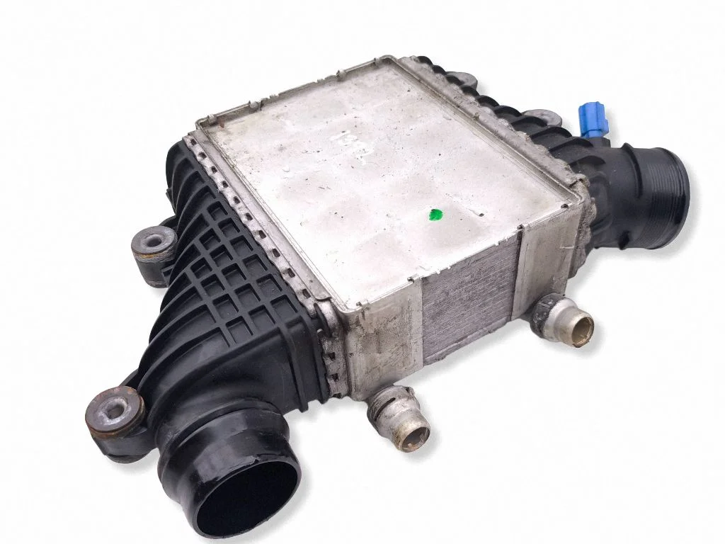 Vahejahuti radiaator GJ329L440AD