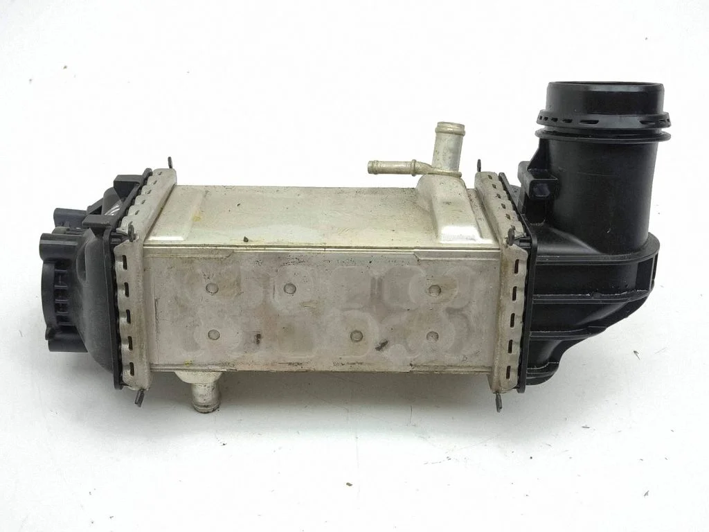 Intercooler radiator 05C145785D