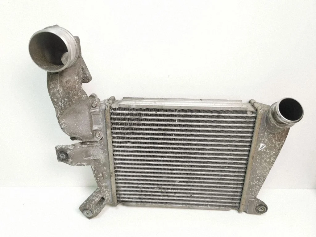 Vahejahuti radiaator 1271002991