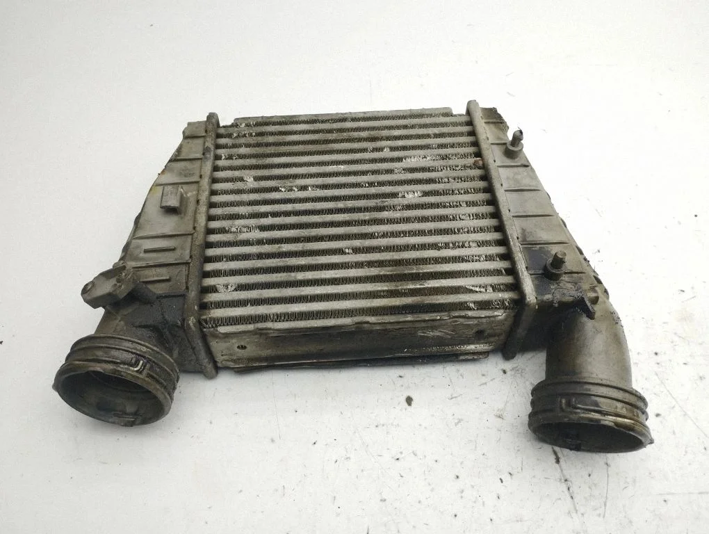 Intercooler radiator – left