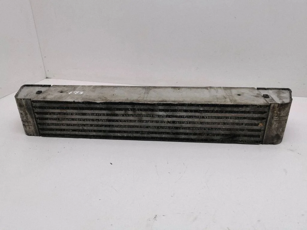 Starpdzesētāja (interkūlera) radiators