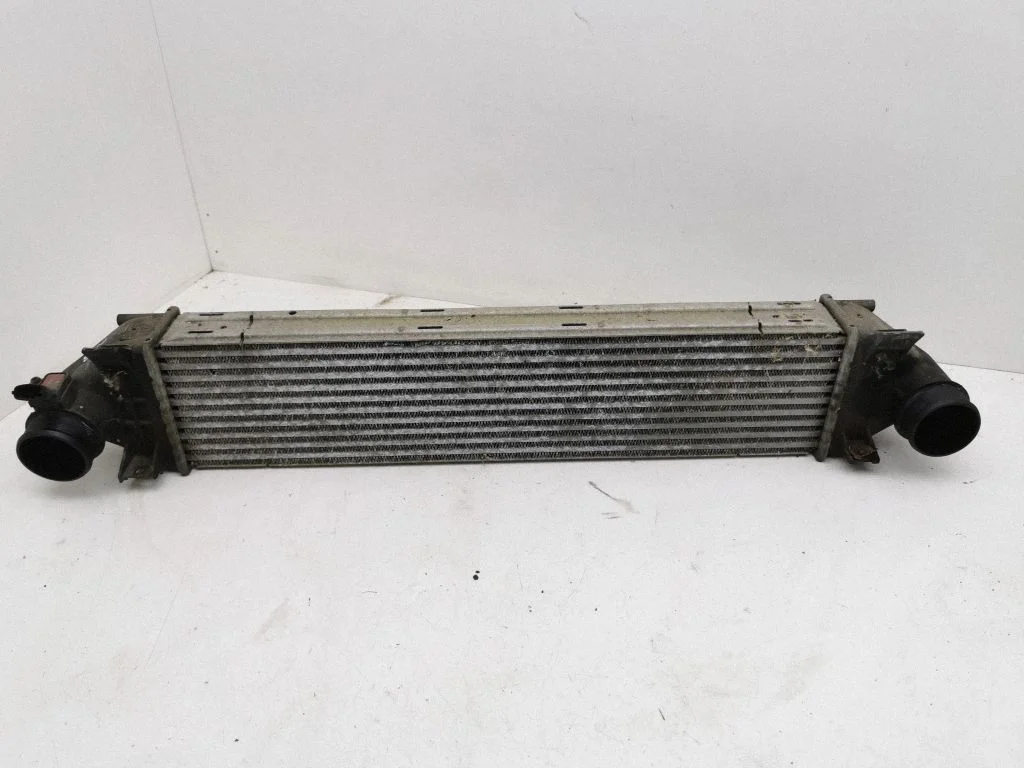 Vahejahuti radiaator – Volvo S80 (2007-2013)