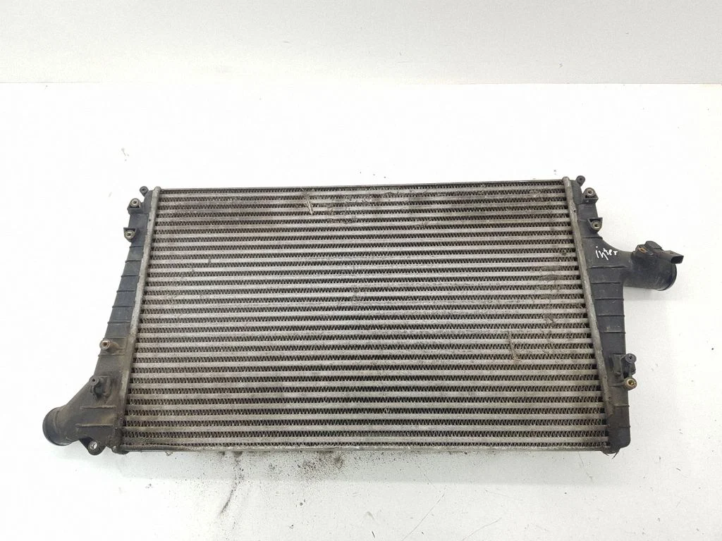 Intercooler radiator 4B0145805A