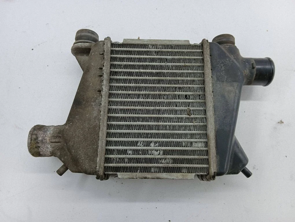 Vahejahuti radiaator – Honda Accord (2008-2016)
