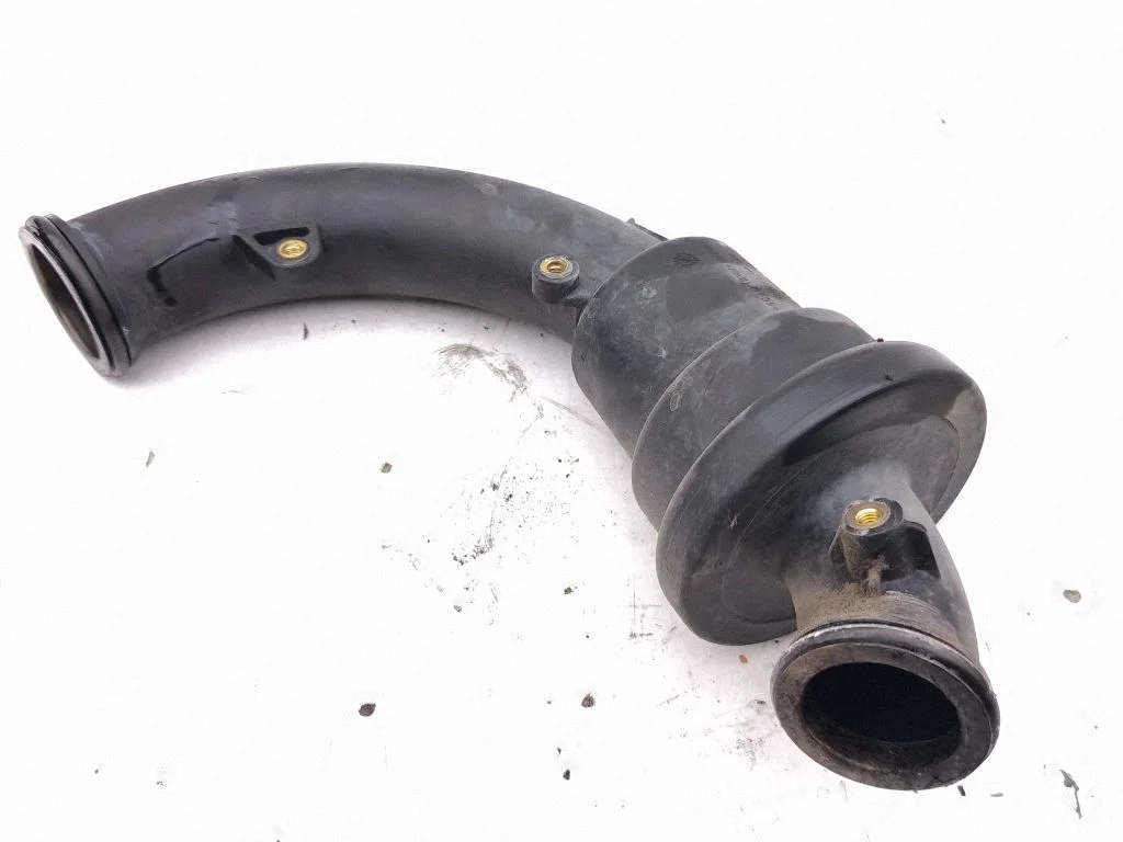 Intercooler hose/pipe A6511400387