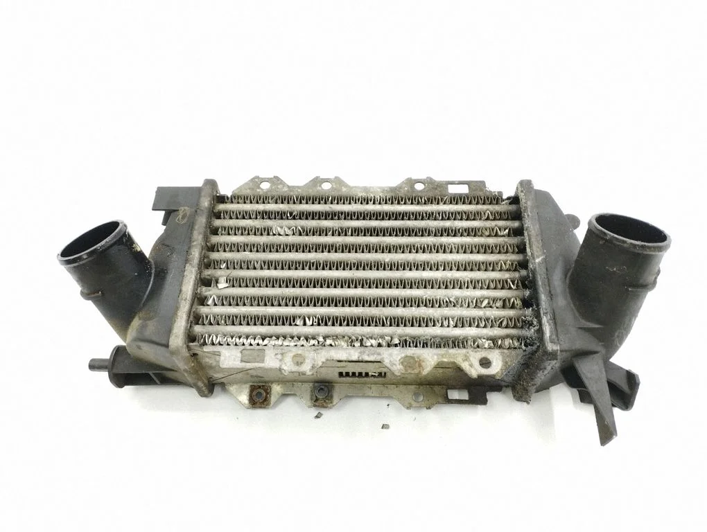 Starpdzesētāja (interkūlera) radiators 52475657