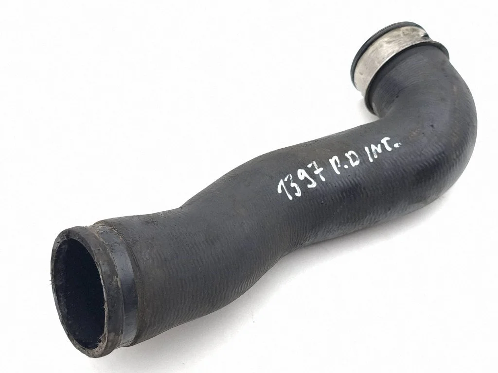 Intercooler hose/pipe