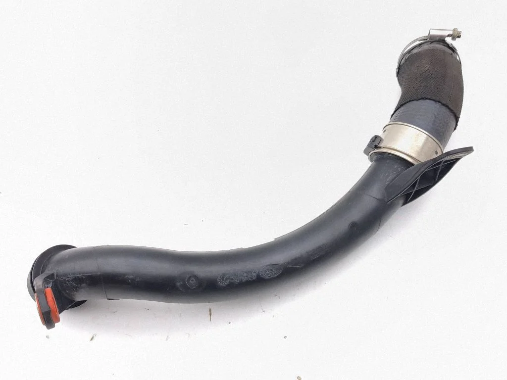 Intercooler hose/pipe GJ326C782AA