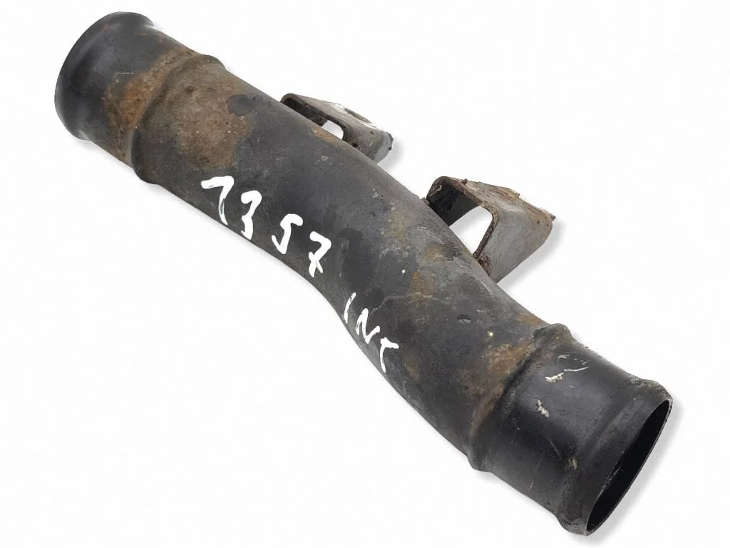 Intercooler hose/pipe