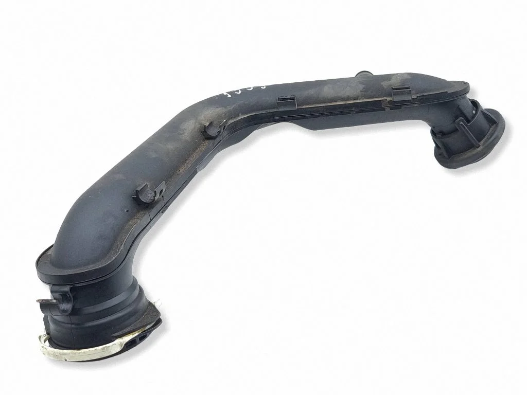Intercooler hose/pipe 05C145673B