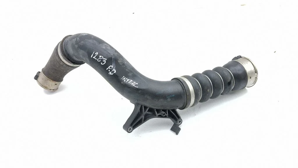 Intercooler hose/pipe MGW00403CT